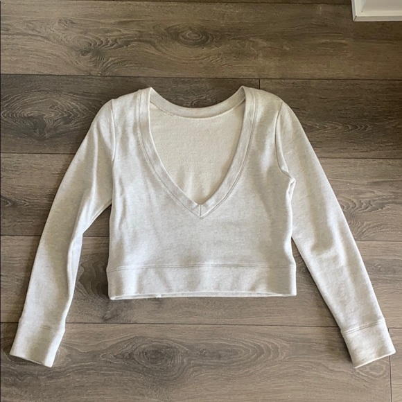 Low back sweatshirt - Picture 3 of 3